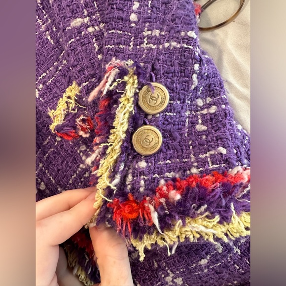 ***SOLD*** Chanel Purple Tweed Jacket- Spring 2006 Runway - Picture 9 of 11